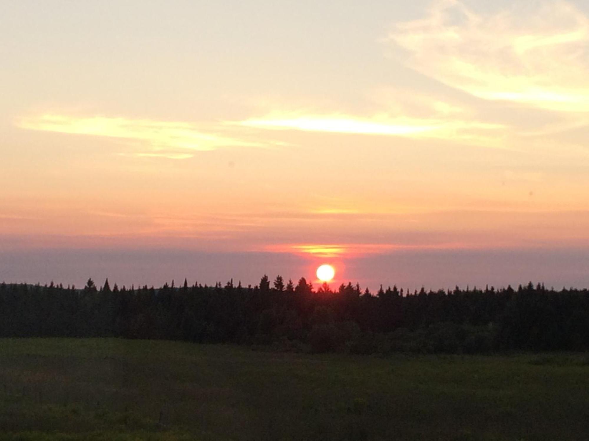 Lac-MéganticMaison Du Mont-Megantic Spa A L'Annee别墅 外观 照片